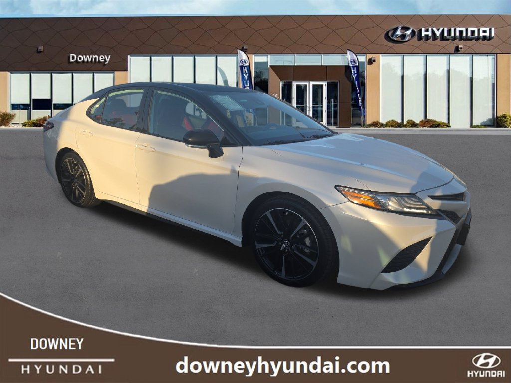 Used 2019 Toyota Camry XSE FWD image 7
