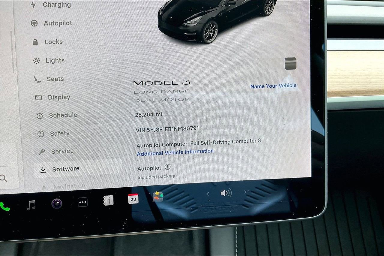 Used 2022 Tesla Model 3 Long Range AWD/4WD image 11