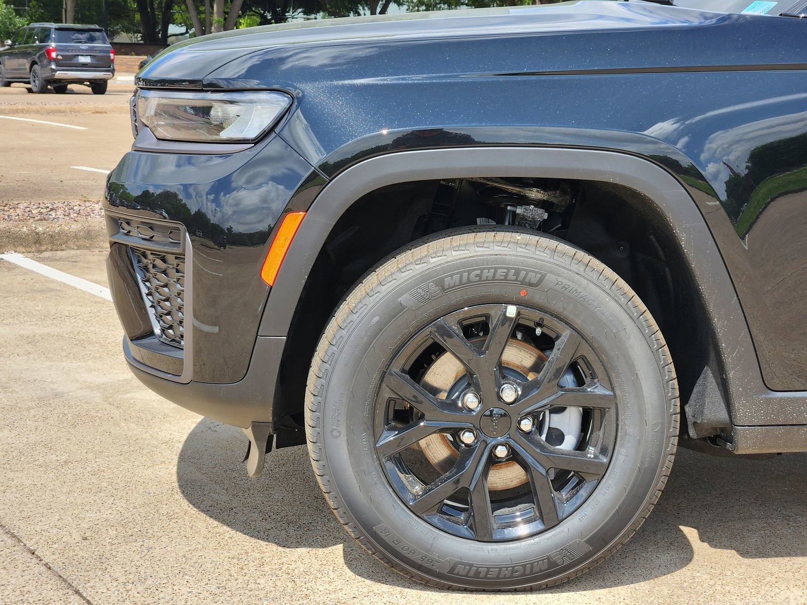 New 2026 Jeep Grand Cherokee Altitude AWD/4WD image 8