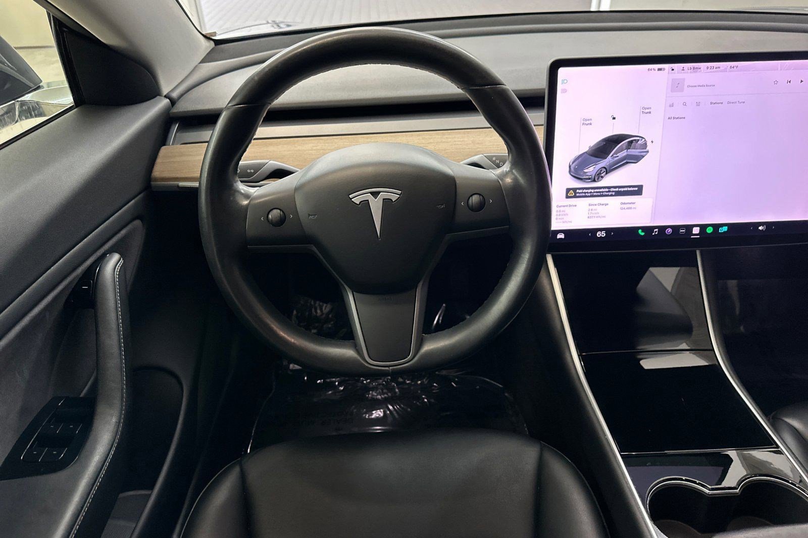 Used 2018 Tesla Model 3 Mid Range RWD image 27