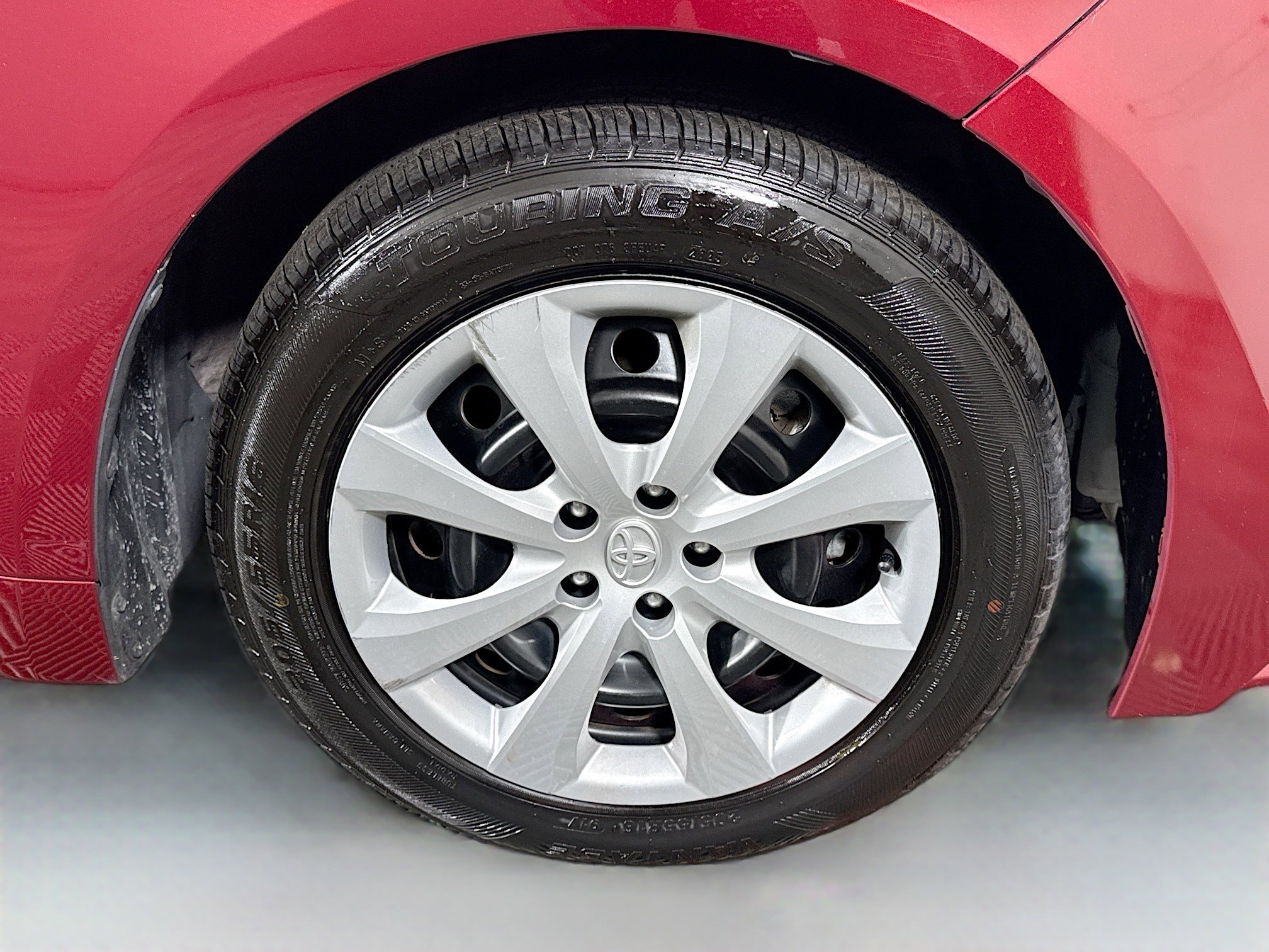 Used 2024 Toyota Corolla LE image 31