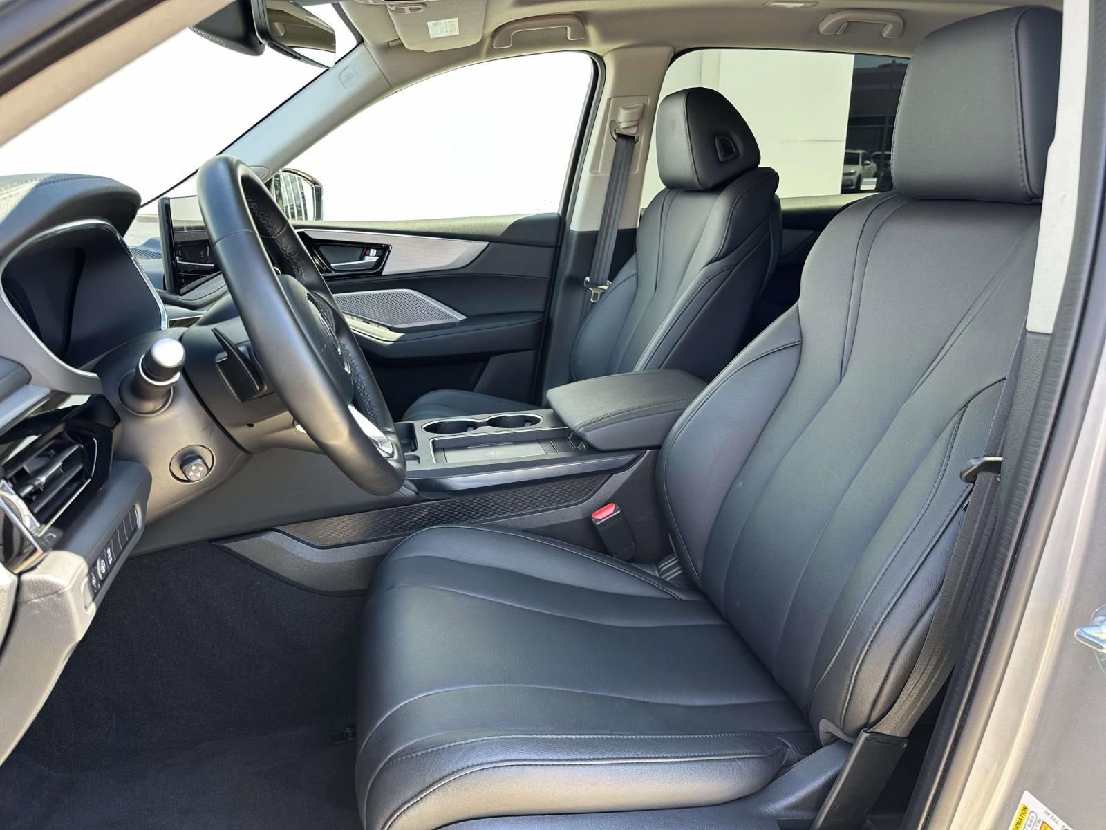 Certified 2025 Acura MDX FWD image 16