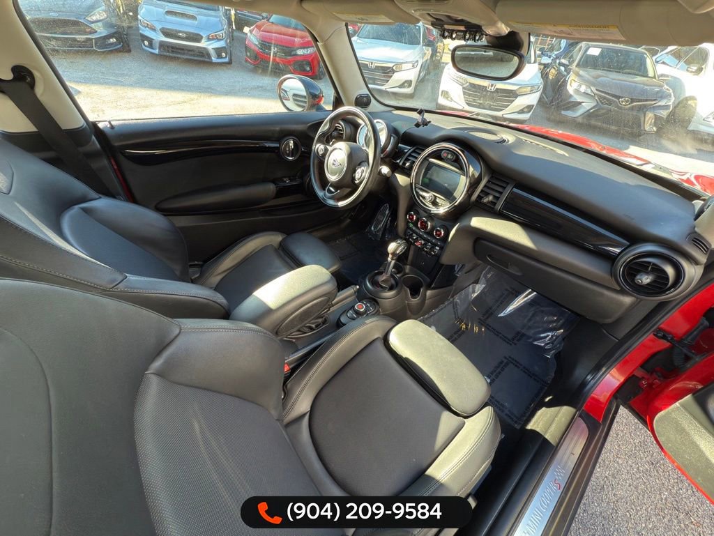 Used 2019 MINI Cooper S w/ Premium Package image 36