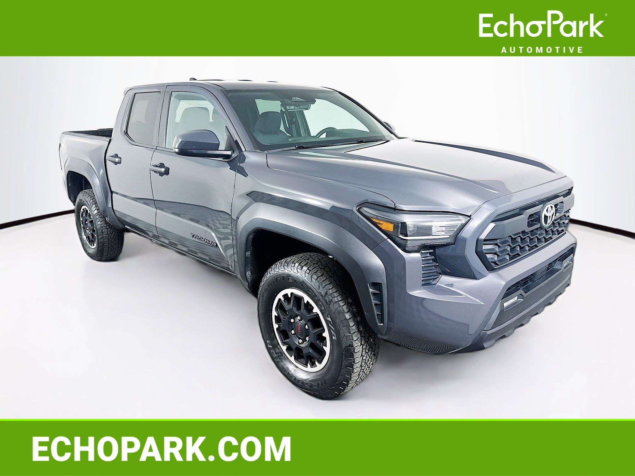 Used 2025 Toyota Tacoma TRD Off-Road image 1
