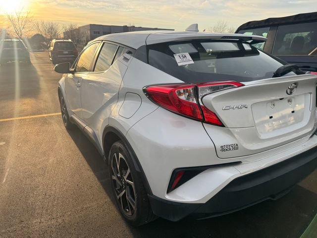 Used 2019 Toyota C-HR image 4