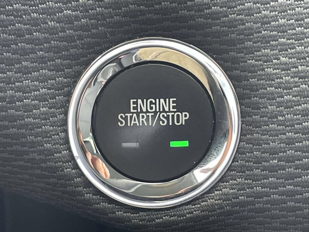 Used 2019 Chevrolet Cruze LT w/ Convenience Package FWD image 26