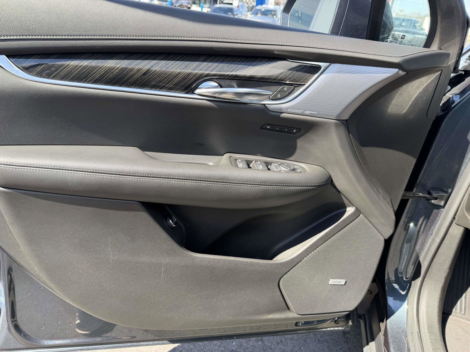 Used 2020 Cadillac XT6 Premium Luxury FWD image 21