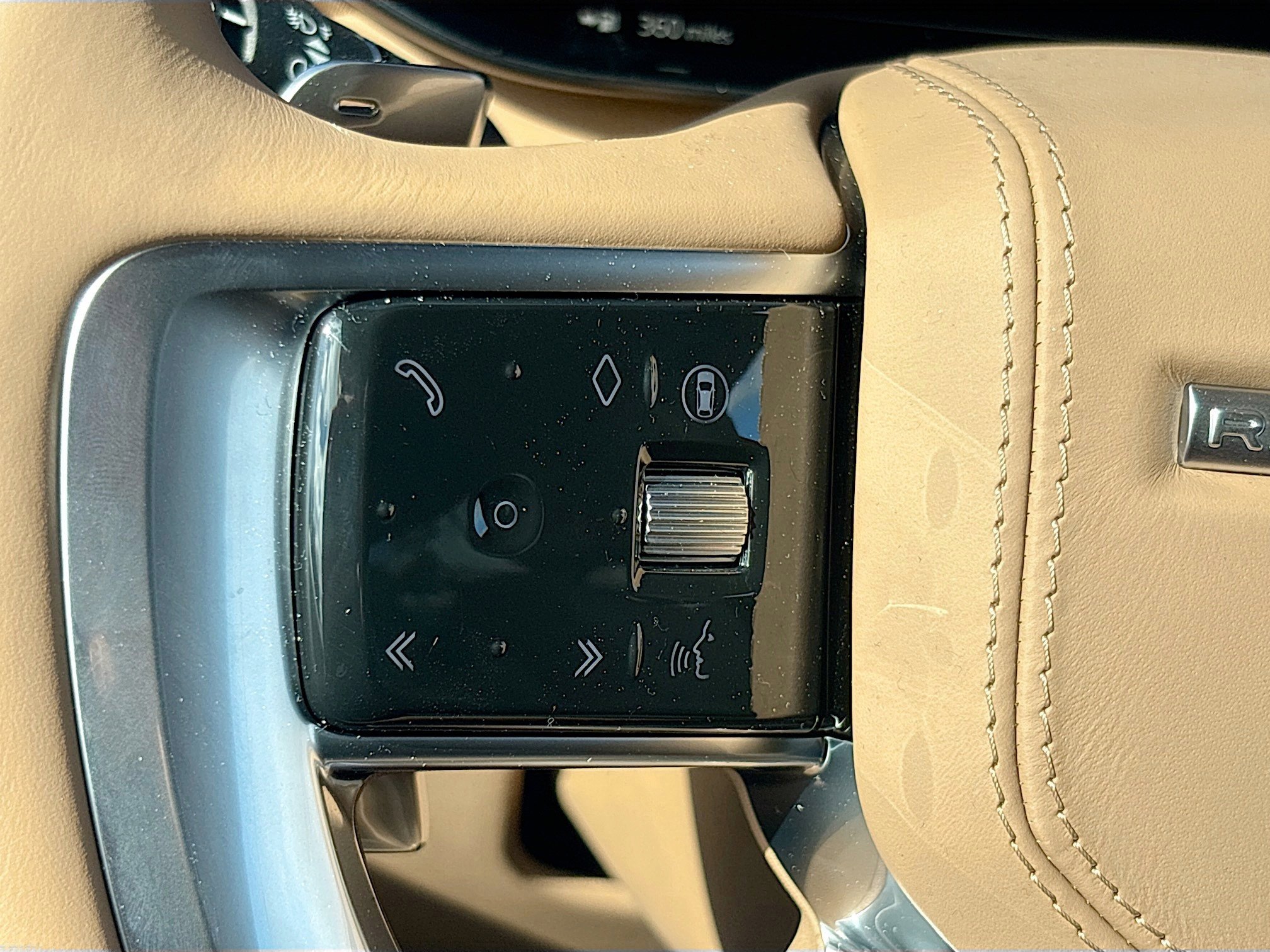 New 2026 Land Rover Range Rover Long Wheelbase Autobiography image 39