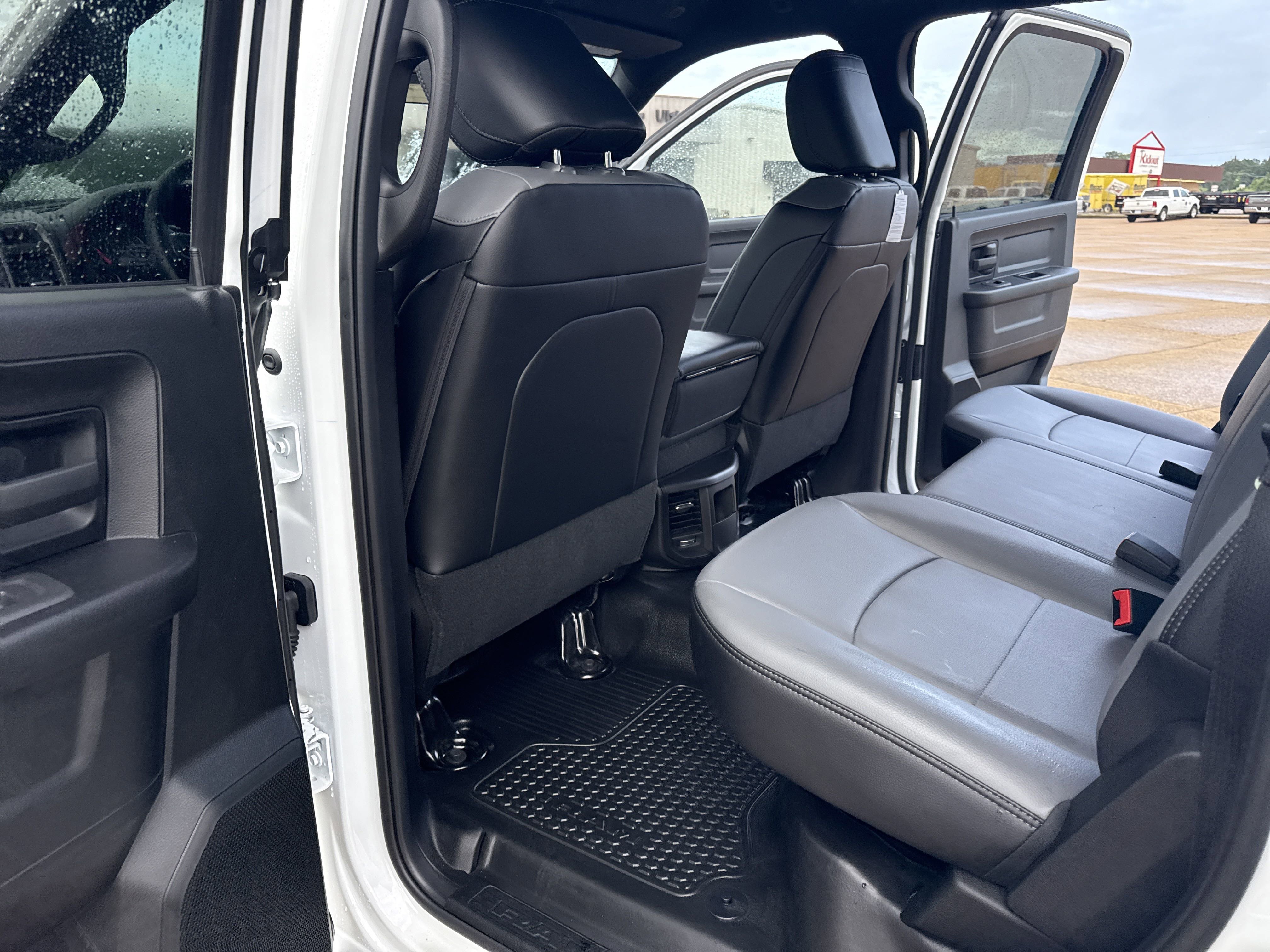 New 2025 RAM 2500 Tradesman image 30