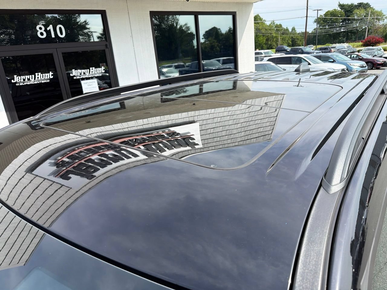 Used 2025 Ford Explorer ST AWD/4WD image 14