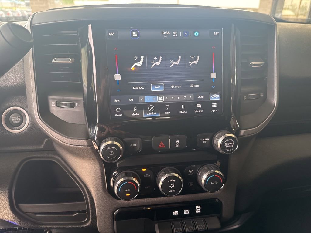 Used 2024 RAM 3500 Tradesman w/ Chrome Appearance Group image 12