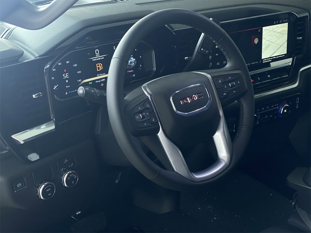 New 2026 GMC Sierra 1500 SLE image 18