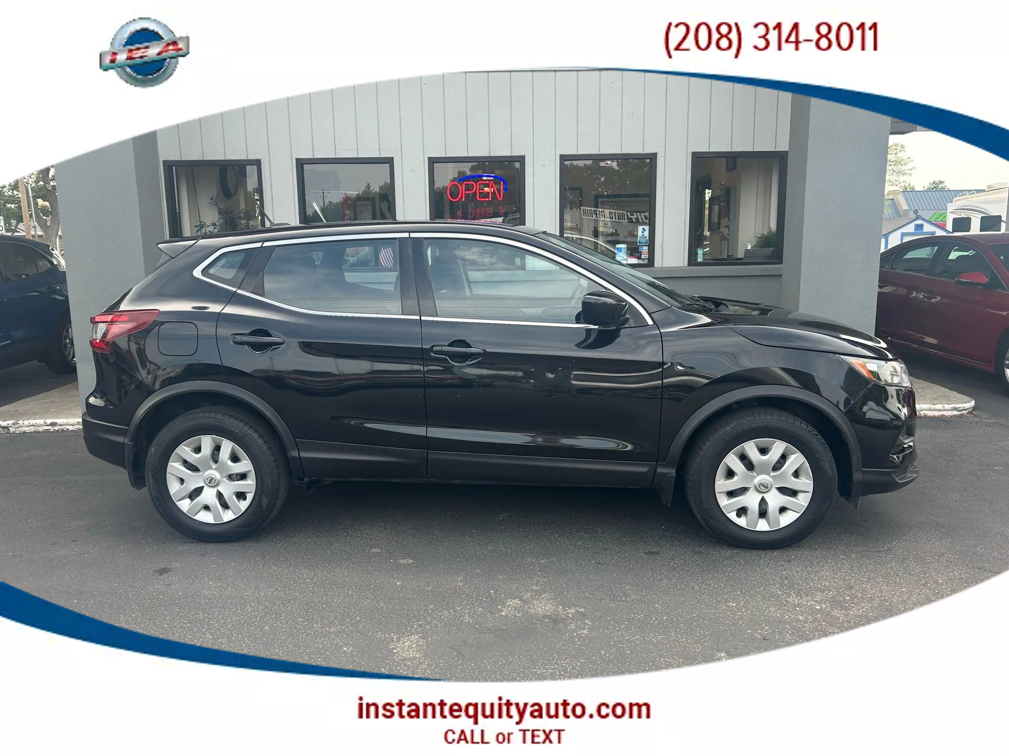 Used 2020 Nissan Rogue Sport S image 1