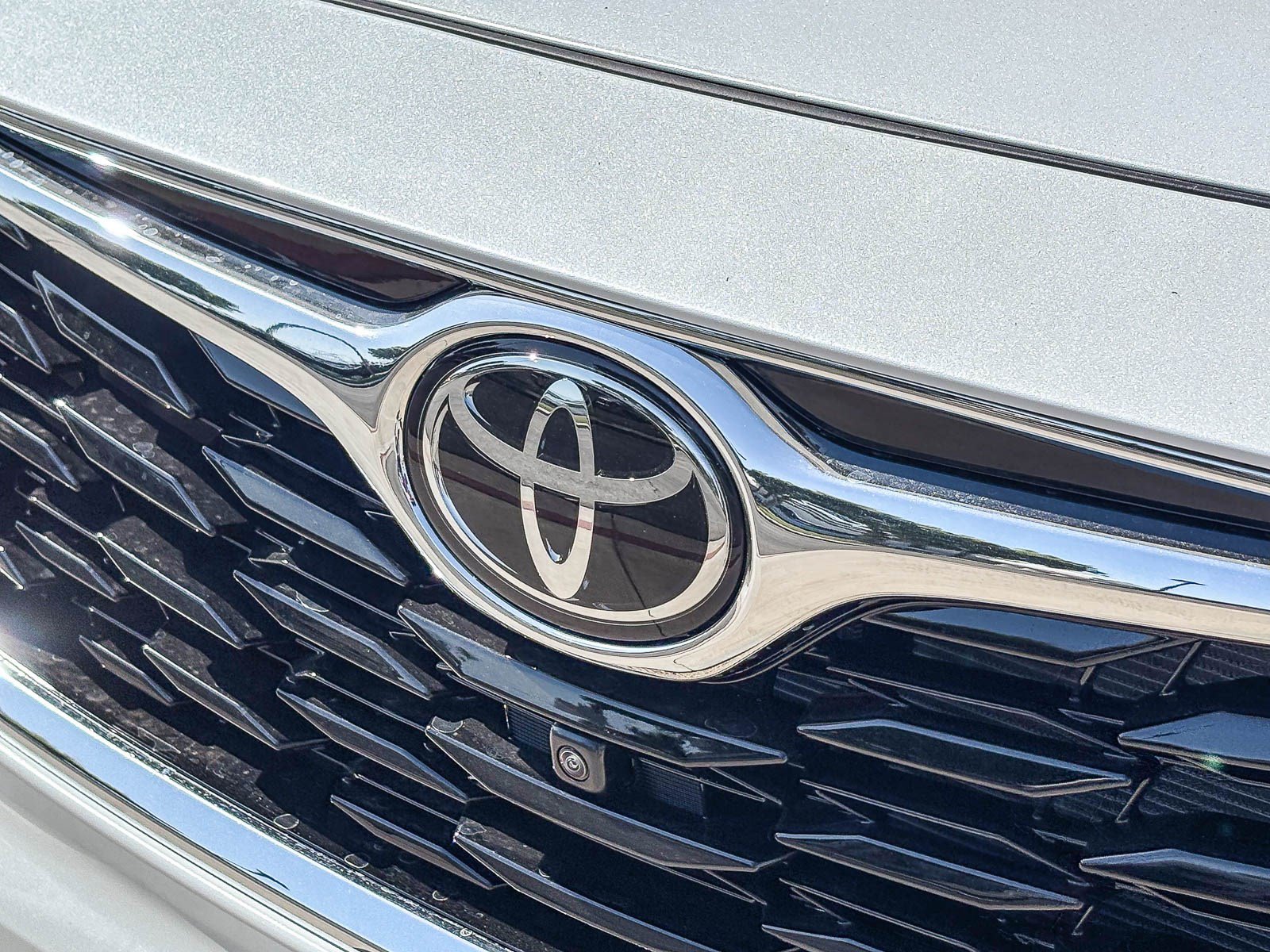 New 2026 Toyota Highlander Limited AWD/4WD image 10