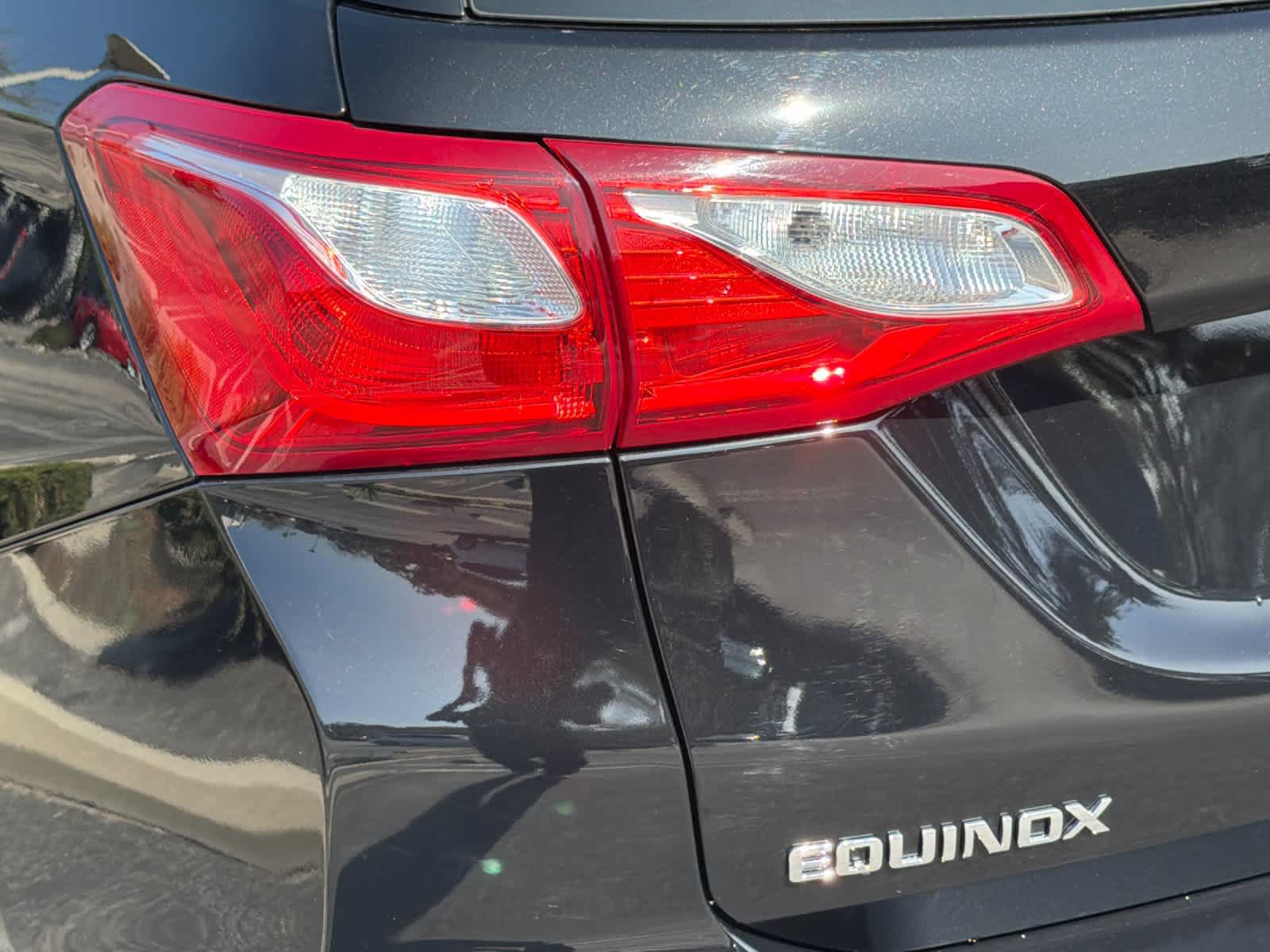 Used 2021 Chevrolet Equinox LT FWD image 28