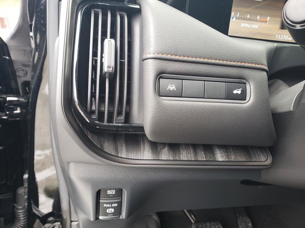 Certified 2025 Nissan Armada PRO-4X w/ Pro-4X Premium Package image 30