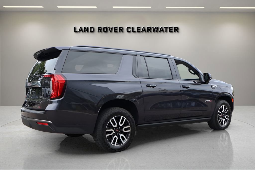 Used 2024 GMC Yukon XL AT4 w/ AT4 Premium Package AWD/4WD image 5