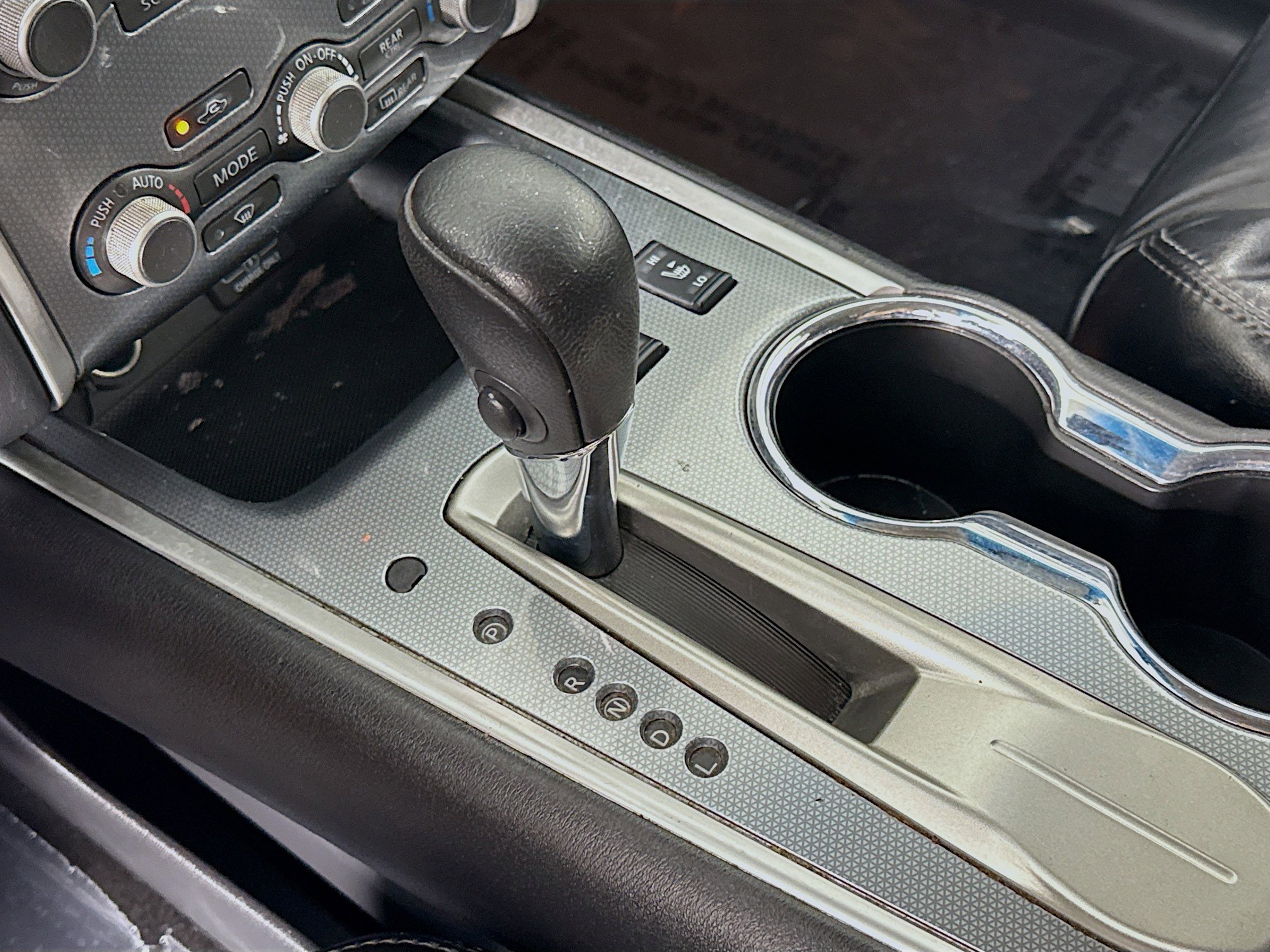 Used 2019 Nissan Pathfinder SL FWD image 20