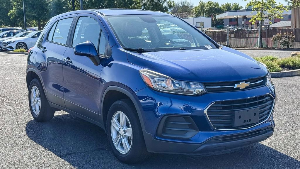 Used 2017 Chevrolet Trax LS AWD/4WD image 5