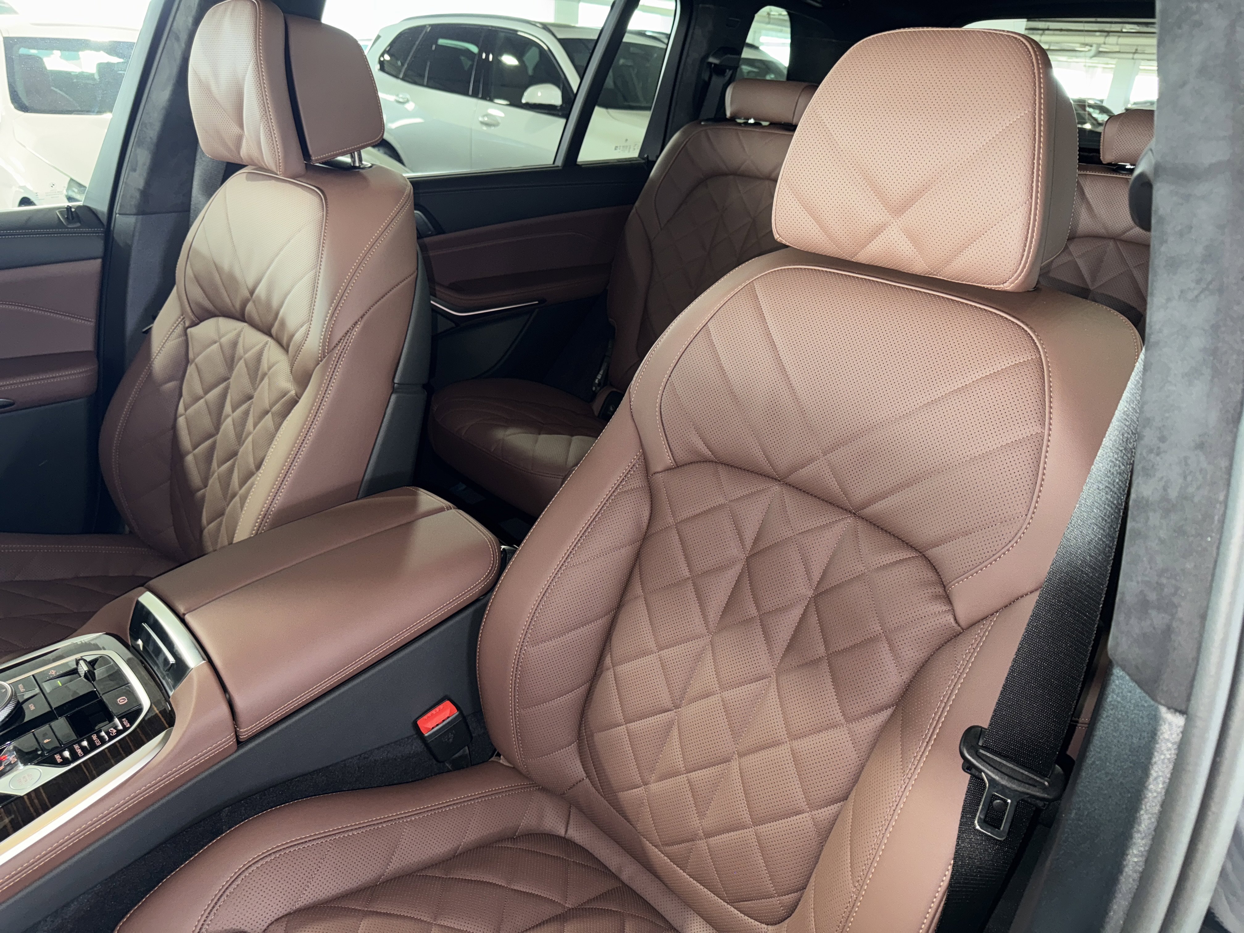 New 2026 BMW X7 xDrive40i w/ M Sport Package image 24