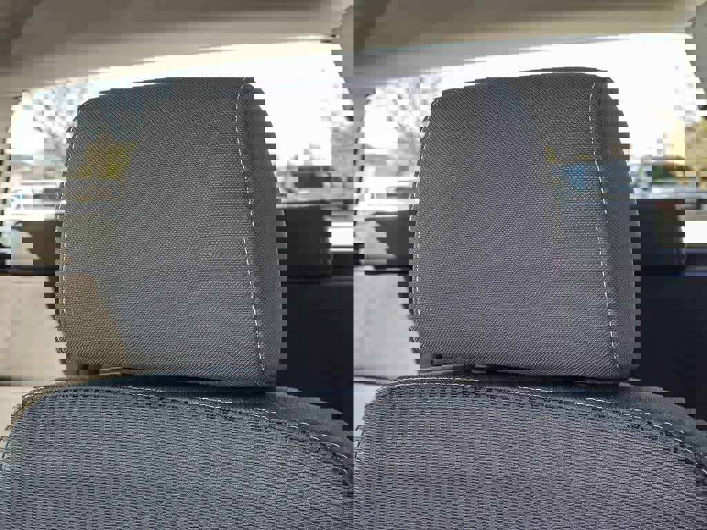 Used 2018 Chevrolet Silverado 1500 LT w/ All Star Edition image 24