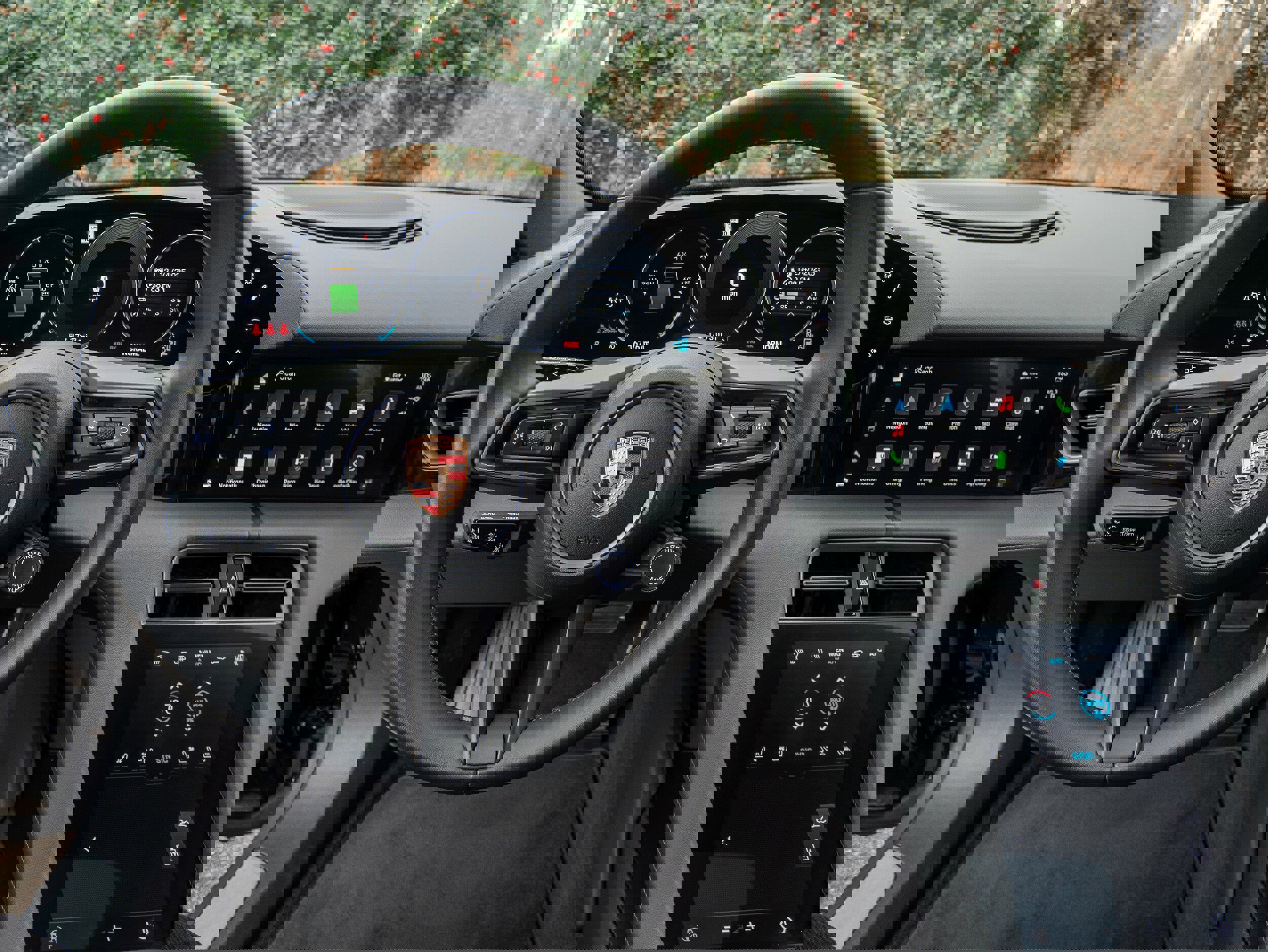 Certified 2025 Porsche Taycan 4S image 23