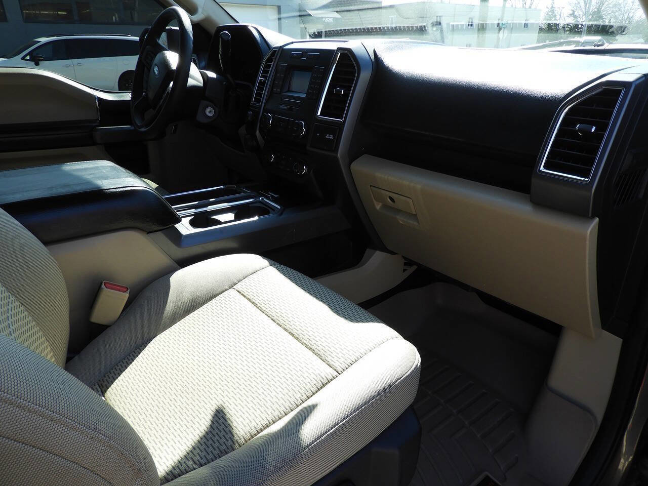 Used 2016 Ford F150 XLT w/ Trailer Tow Package image 35