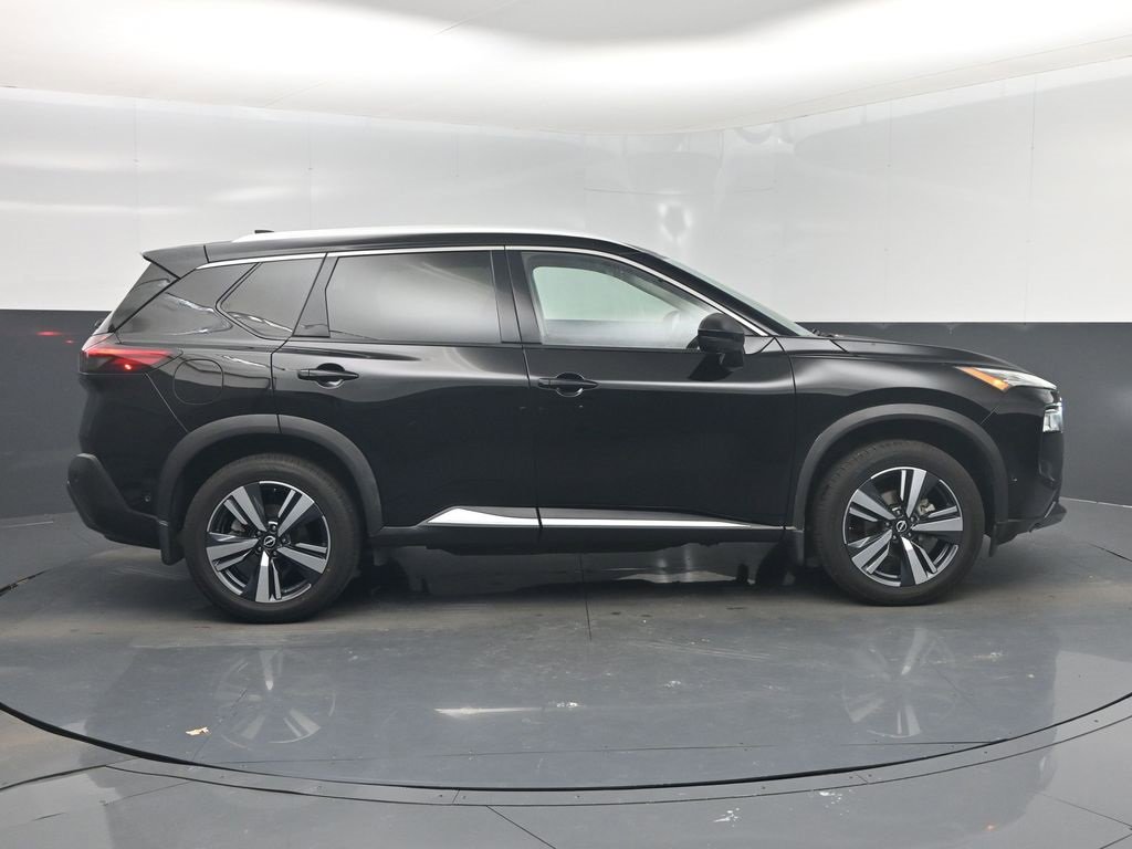 Used 2023 Nissan Rogue SL w/ SL Premium Package image 36