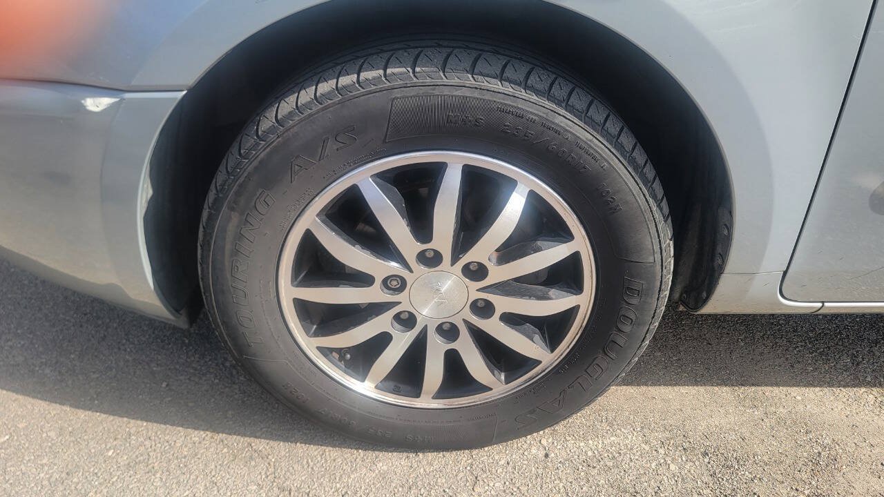 Used 2012 Kia Sedona EX w/ Luxury Pkg FWD image 34