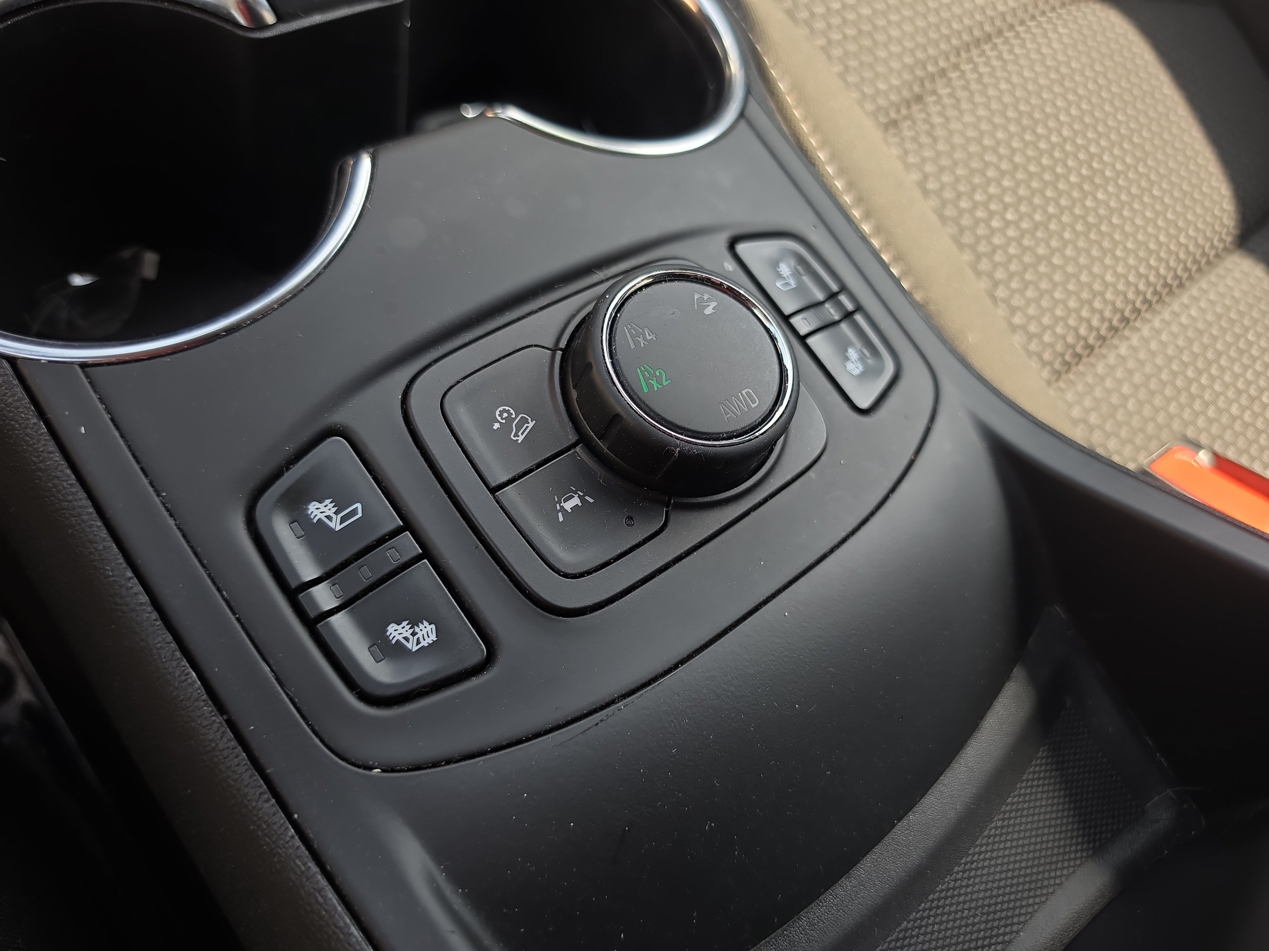 Used 2024 GMC Terrain SLE w/ Driver Convenience Package AWD/4WD image 25