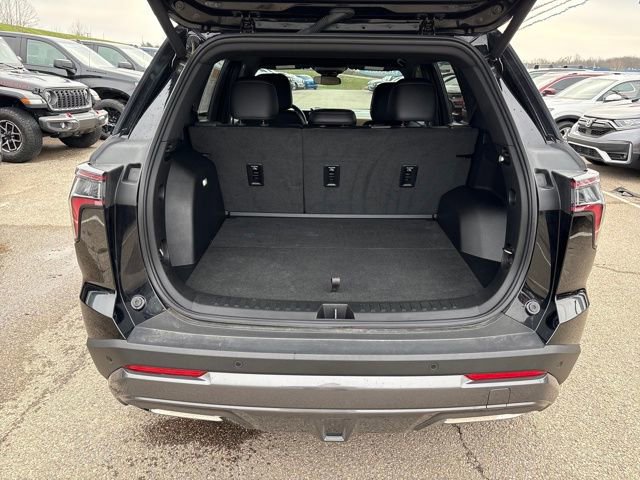 Used 2025 Chevrolet Equinox ACTIV image 24