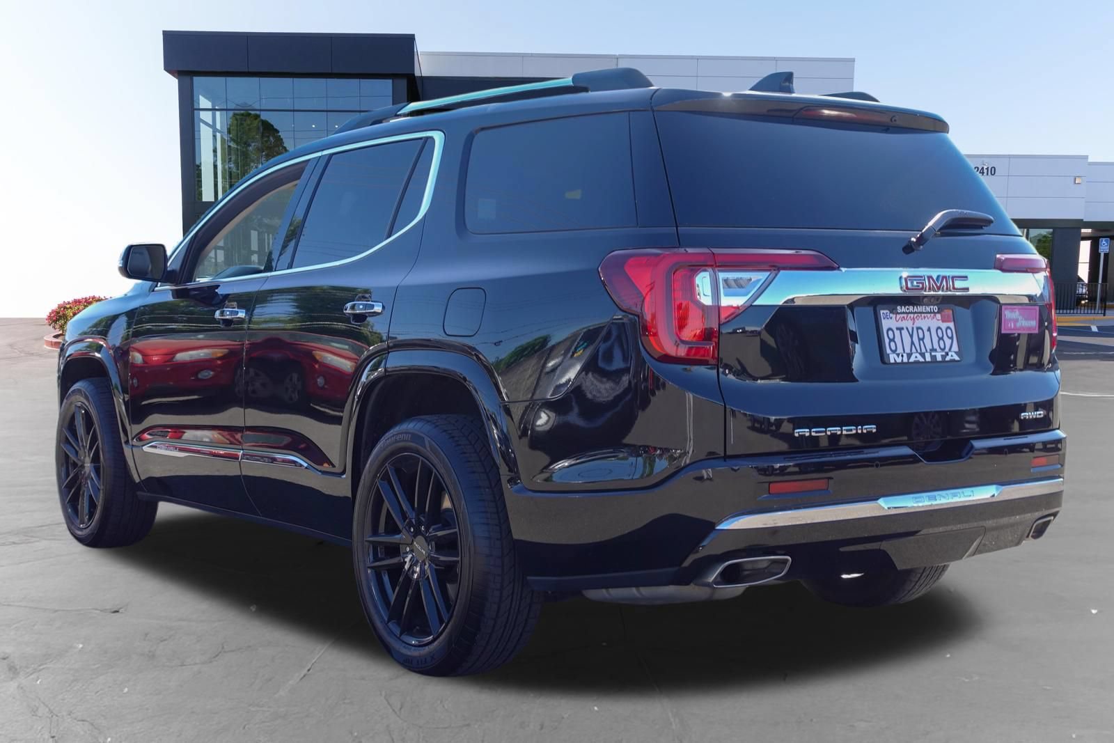 Used 2021 GMC Acadia Denali w/ Denali Ultimate Package AWD/4WD image 5