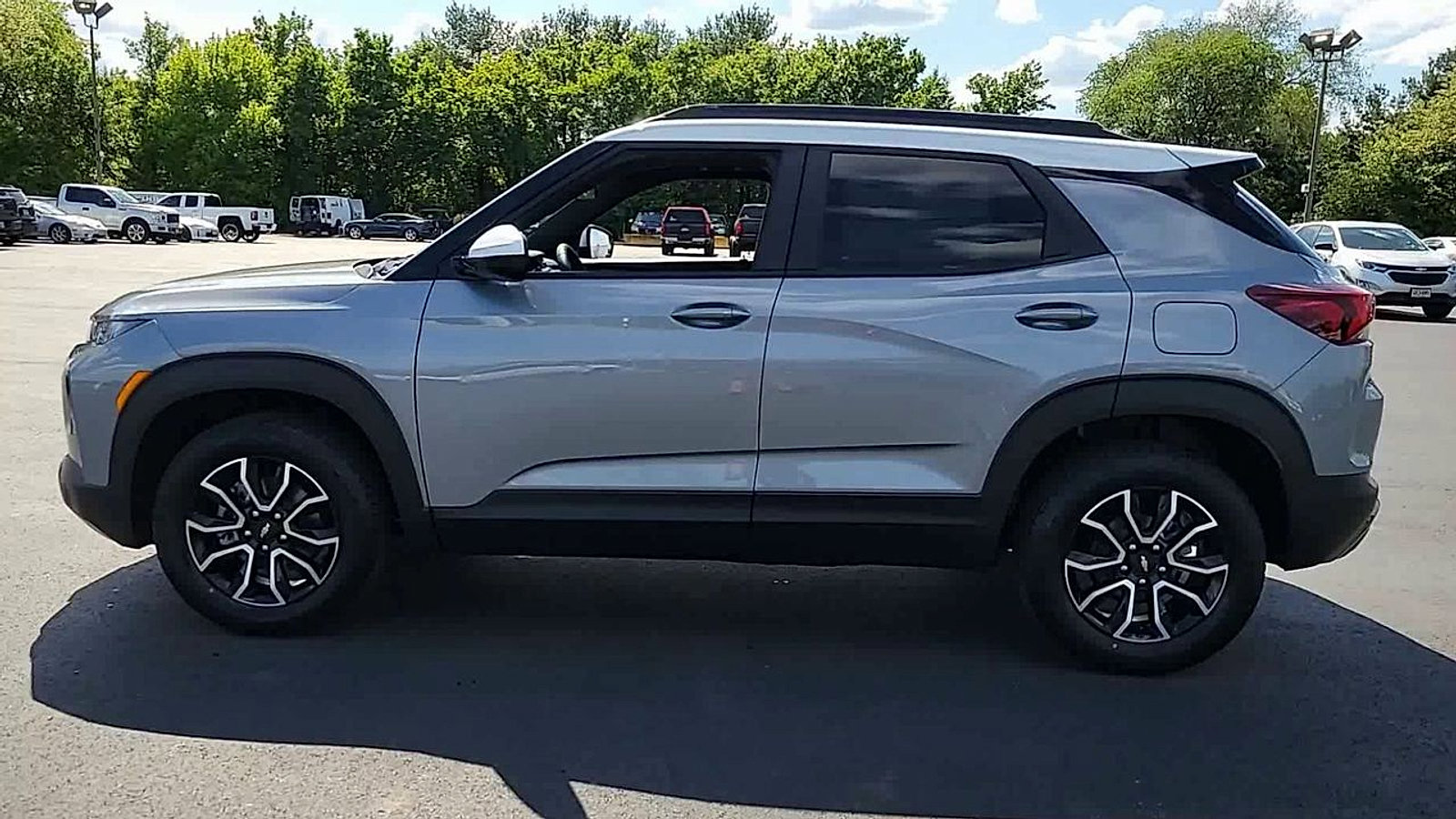 Certified 2023 Chevrolet TrailBlazer ACTIV AWD/4WD image 5