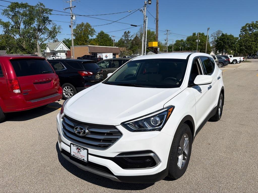 Used 2018 Hyundai Santa Fe Sport w/ Winter Weather Package FWD image 4