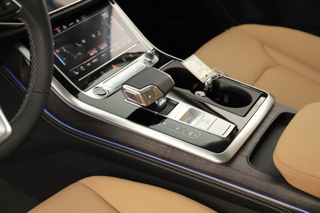 New 2026 Audi Q7 2.0T Premium AWD/4WD image 17