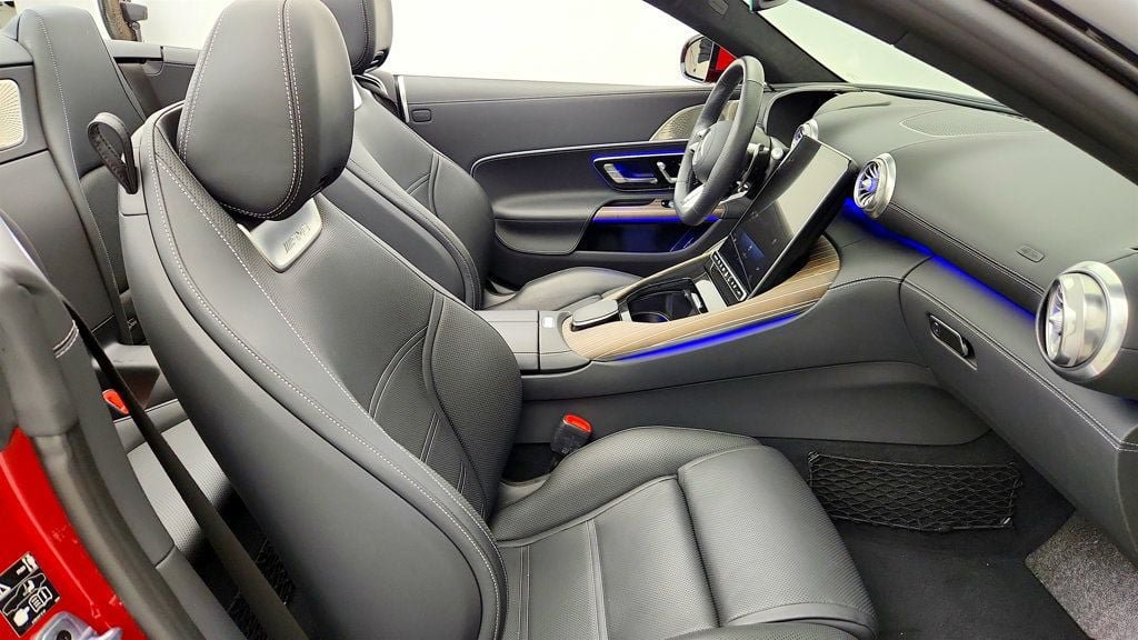 Used 2025 Mercedes-Benz SL 43 AMG image 22