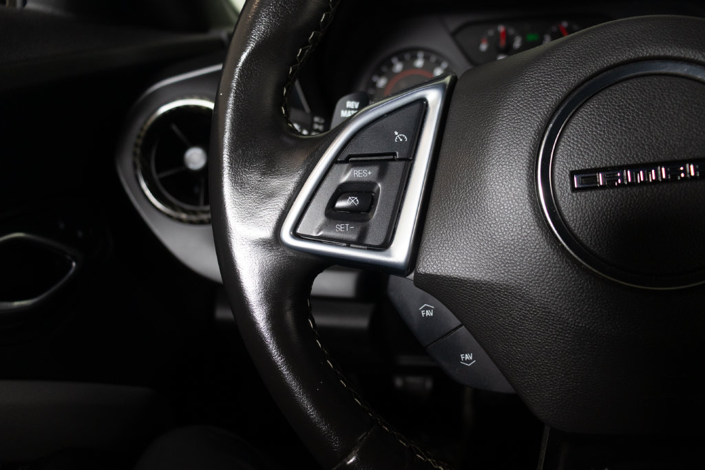 Used 2021 Chevrolet Camaro LT RWD image 21