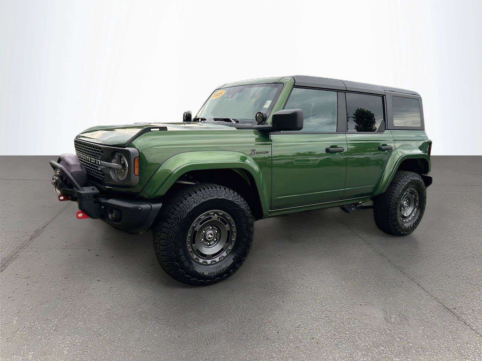 Used 2025 Ford Bronco Badlands w/ Sasquatch Package AWD/4WD image 8