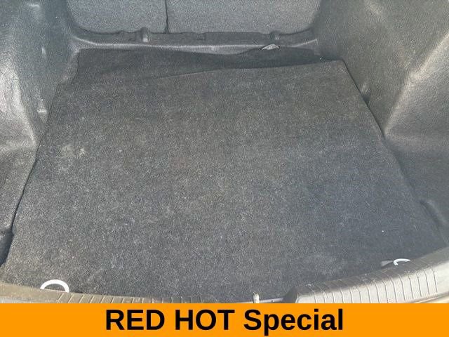 Used 2021 Chevrolet Malibu LT image 36