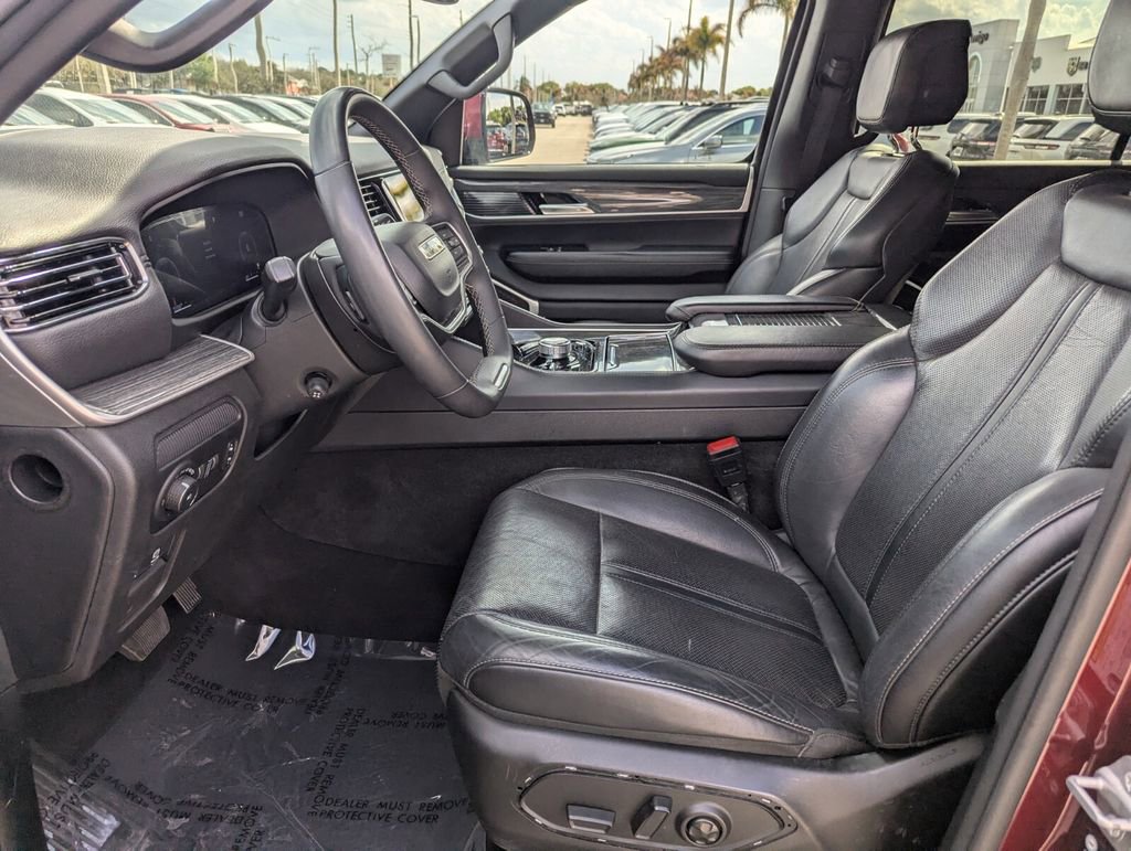 Used 2022 Jeep Wagoneer Series III image 24