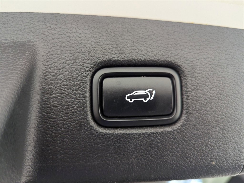 Used 2022 Kia Telluride SX w/ SX Prestige Package image 20