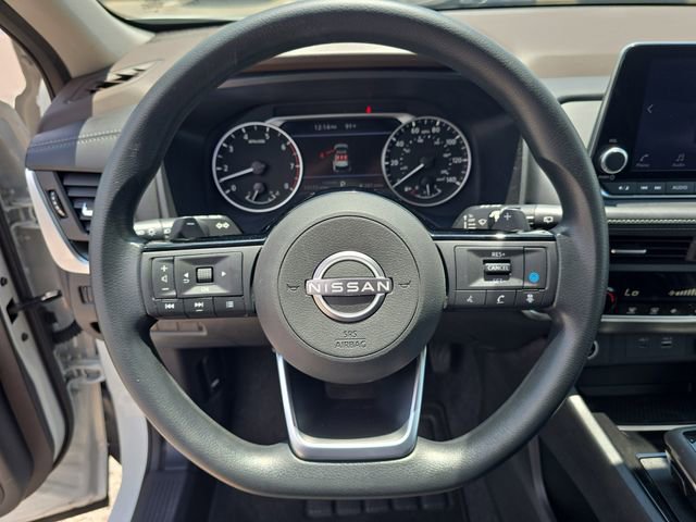 Certified 2023 Nissan Rogue SV FWD image 28