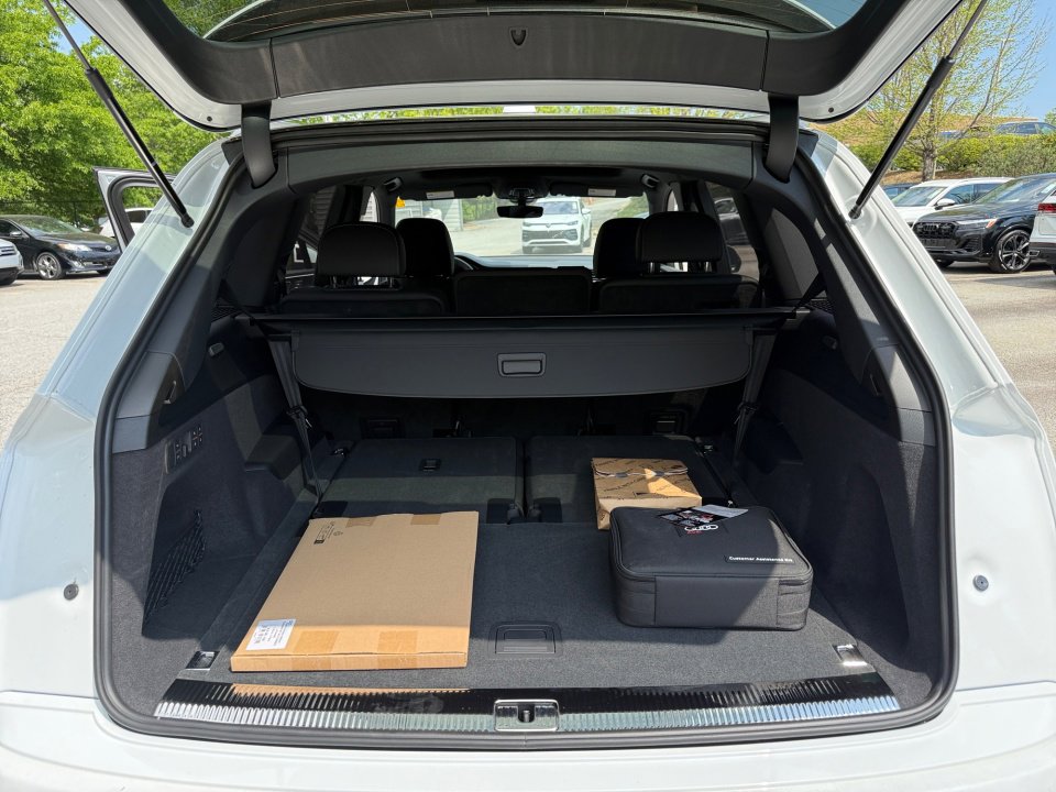 New 2026 Audi Q7 3.0T Premium Plus AWD/4WD image 15
