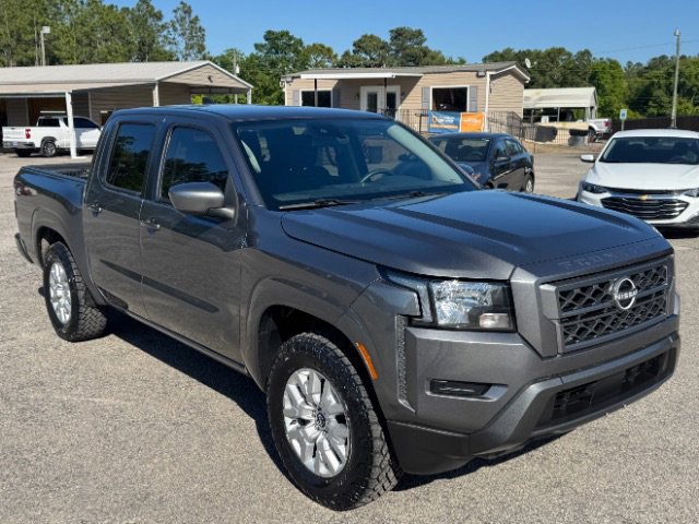 Used 2023 Nissan Frontier SV RWD image 1