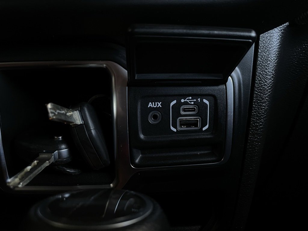 Used 2022 Jeep Wrangler Unlimited Sport image 43