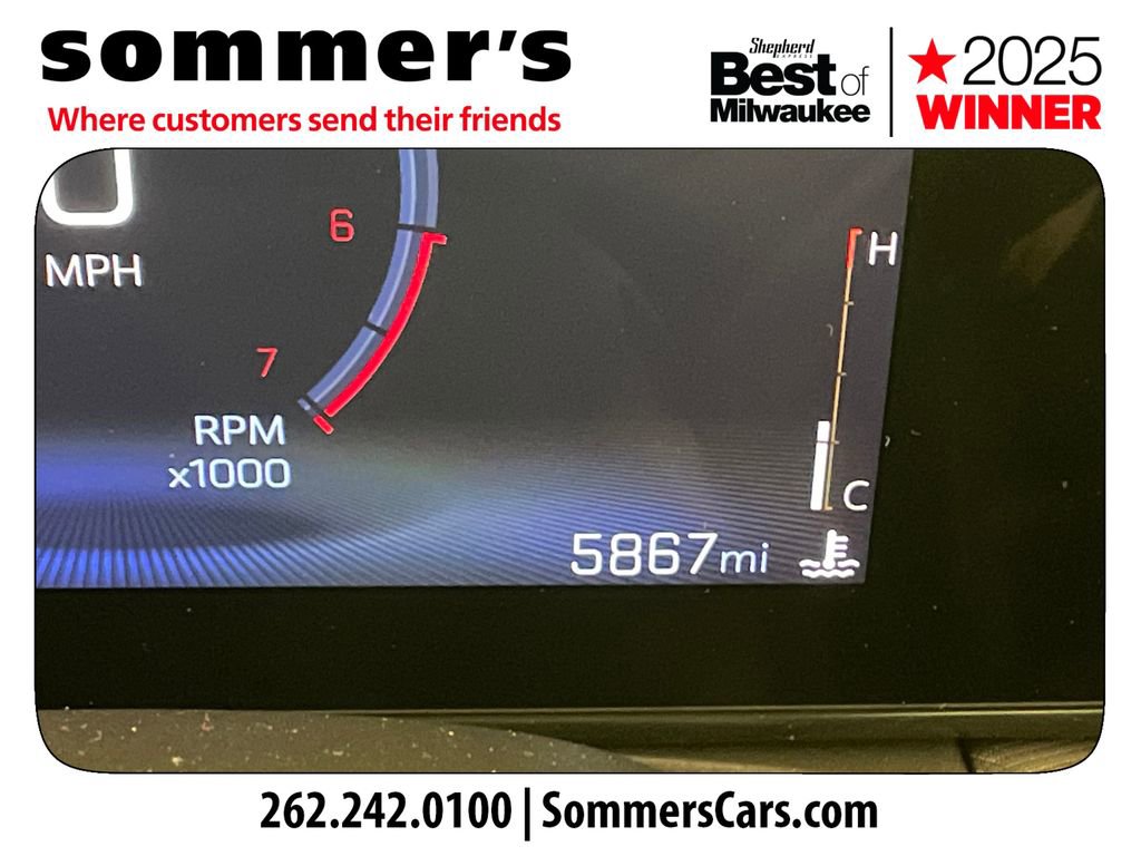 Used 2025 Chevrolet TrailBlazer LT w/ Convenience Package AWD/4WD image 14