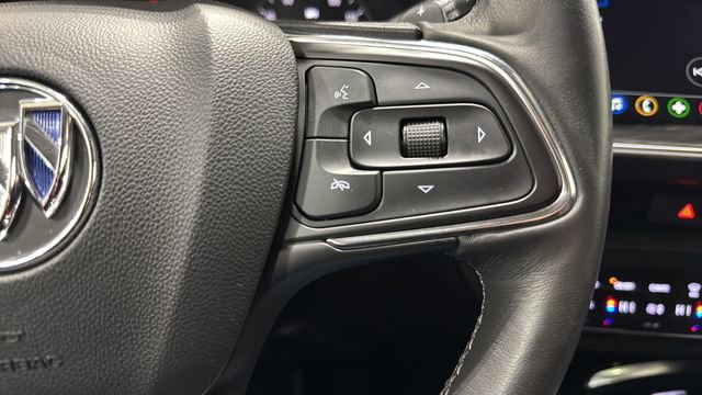 Used 2023 Buick Envision Preferred image 19