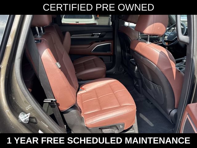 Used 2024 Kia Telluride EX w/ EX Captain's Chair Package AWD/4WD image 11