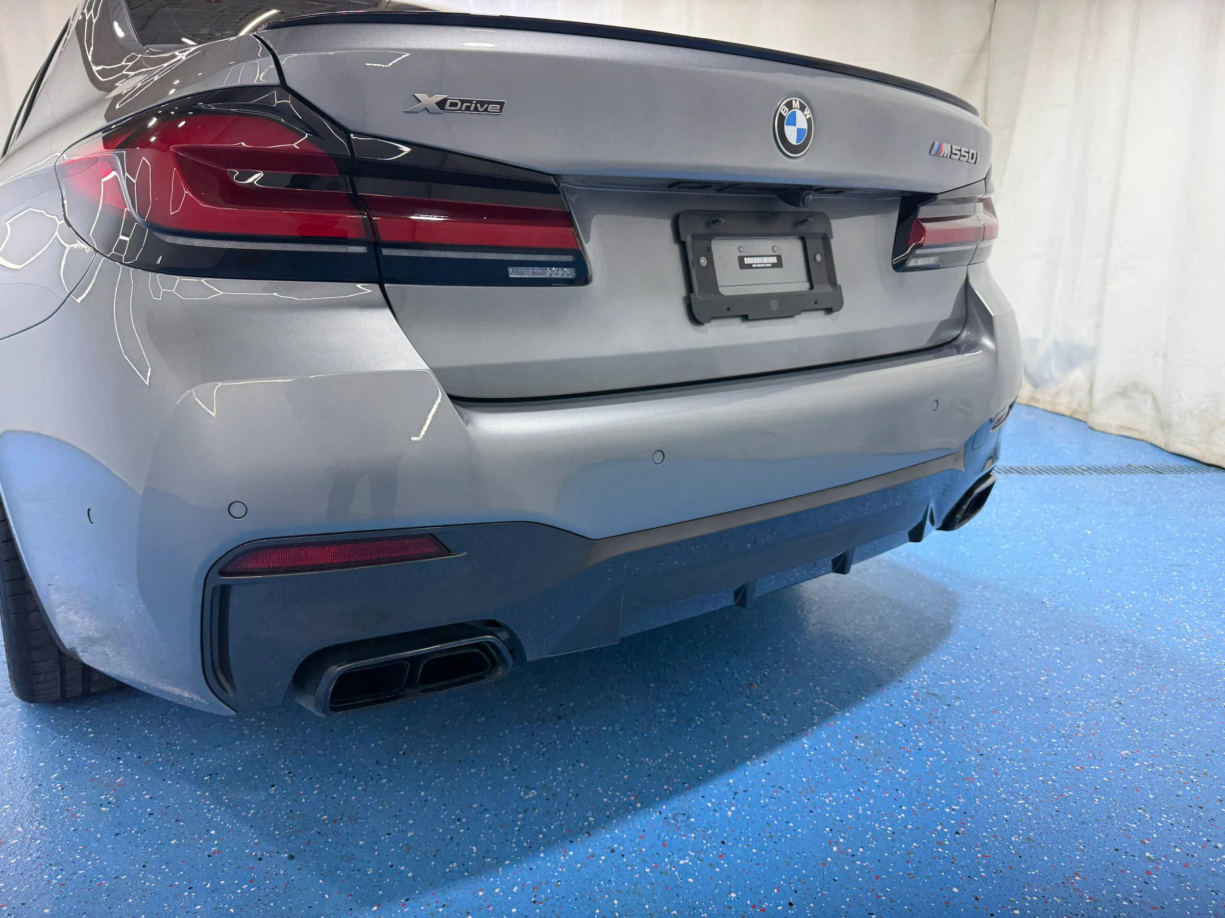 Used 2023 BMW M550i xDrive w/ Premium Enhanced Package AWD/4WD image 17
