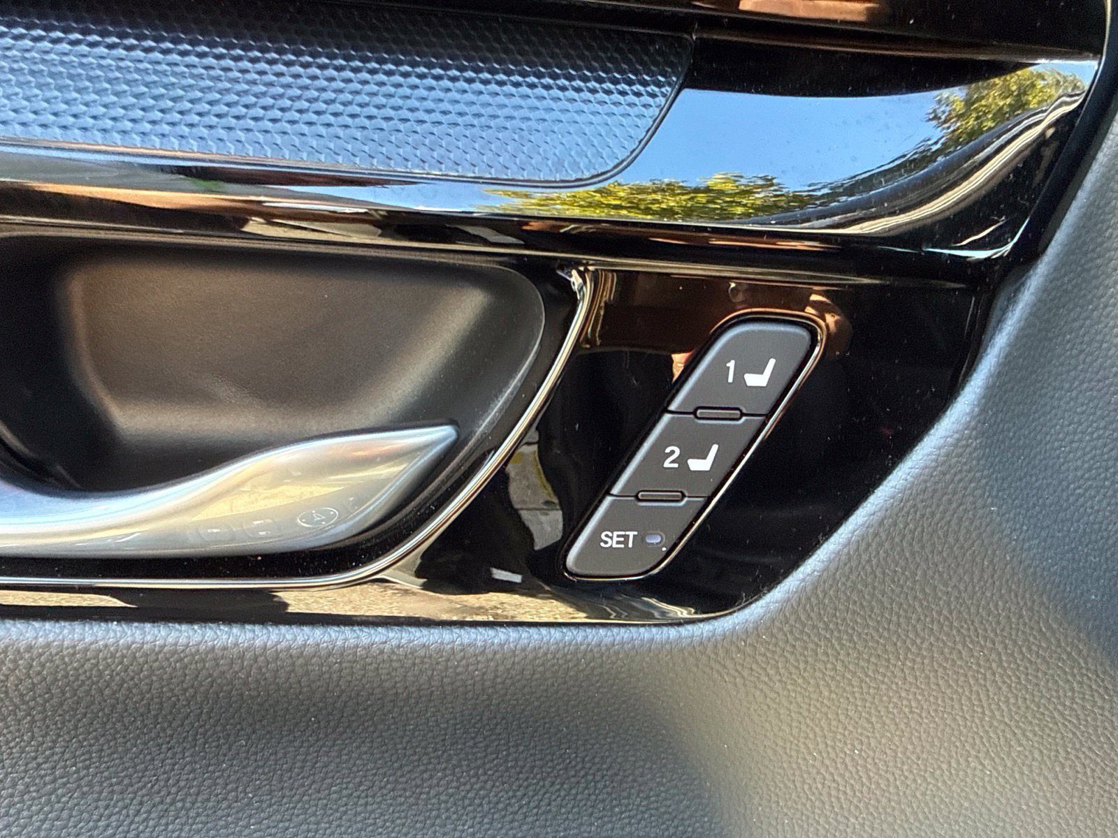 Certified 2025 Honda CR-V Sport Touring image 23